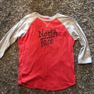 Half arm north face shirt